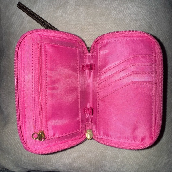 Lilly Pulitzer Tropical Pink and Green Visor wristlet and 2 scrunchie Set. VGUC - Picture 13 of 16